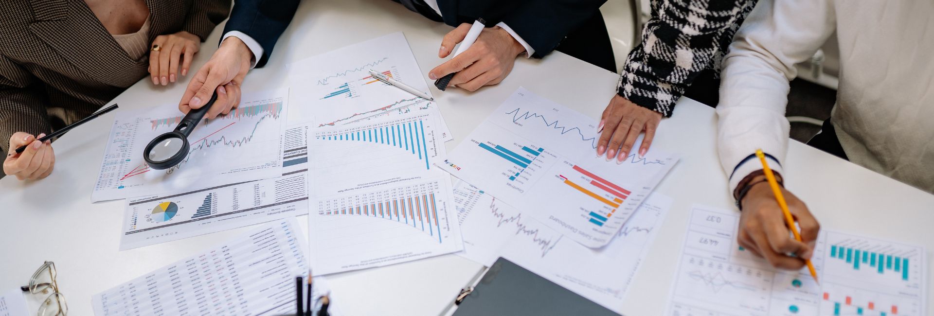Office team analysing website analytics
